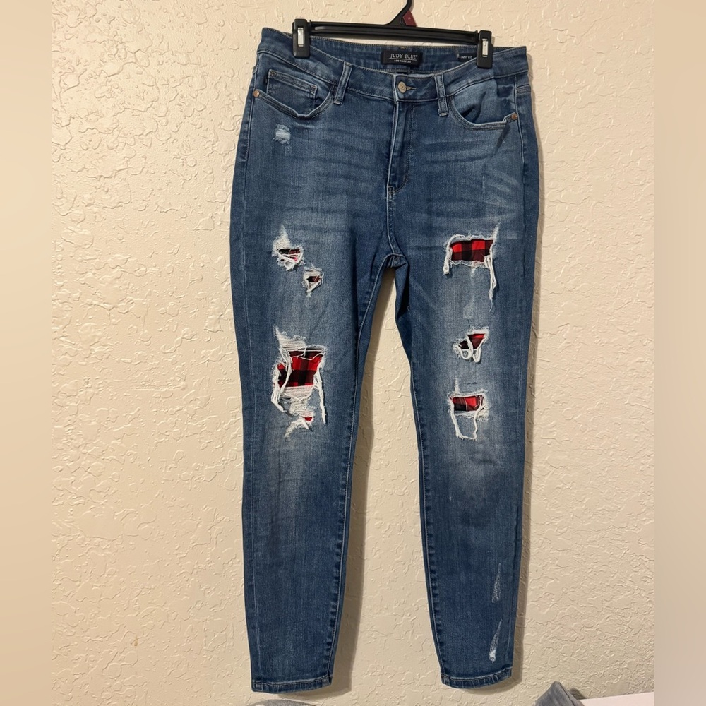 Judy Blue Blue Skinny Jeans with Red Plaid Patch Details